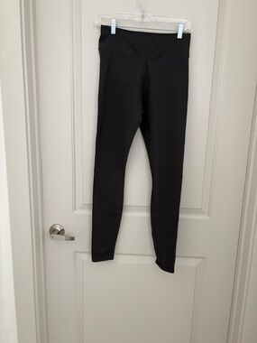 Pact Organic Cotton Black Leggings NWOT Size S